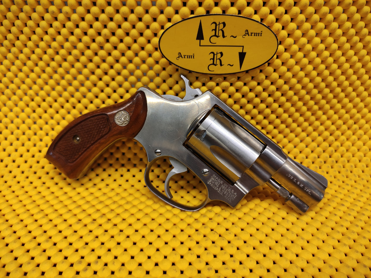 Smith & Wesson 60