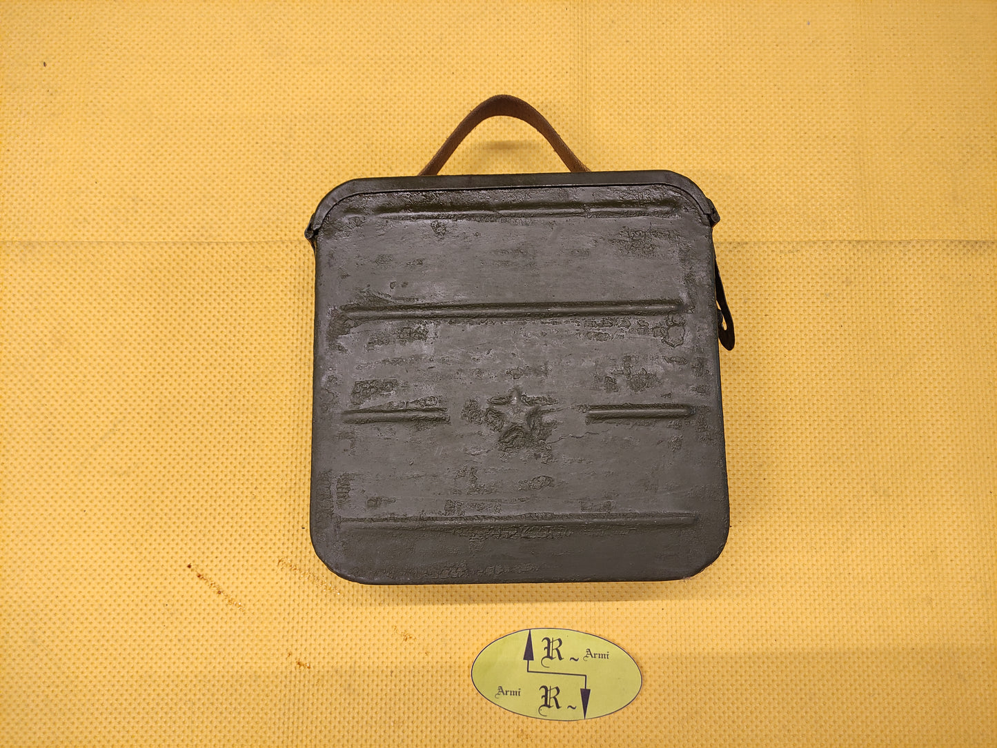 Casetta porta nastro Sovietica con oliatori