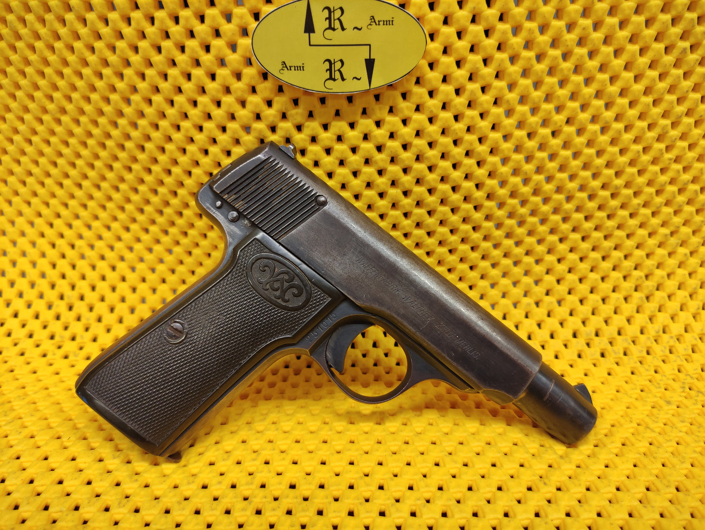 WALTHER ZELLA-MEHLIS modello 4