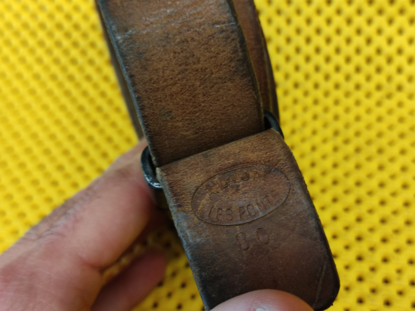 Cinghia in cuoio Stg 57 svizzero